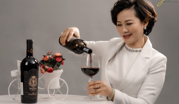 Độ ẩm bảo quản rượu vang ảnh hưởng gì đến hương vị